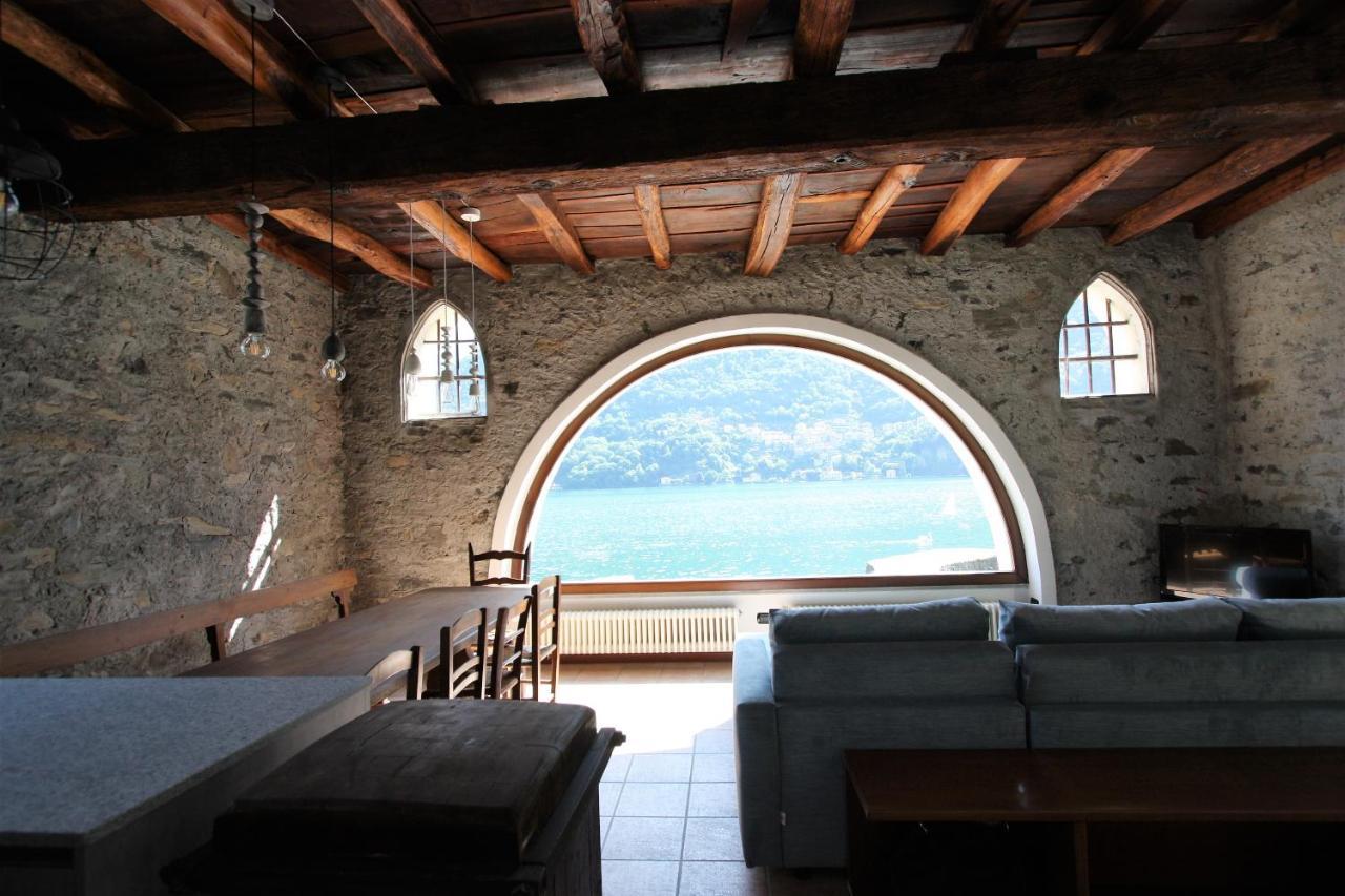 House On The Lake Shore Of Laglio Exteriér fotografie